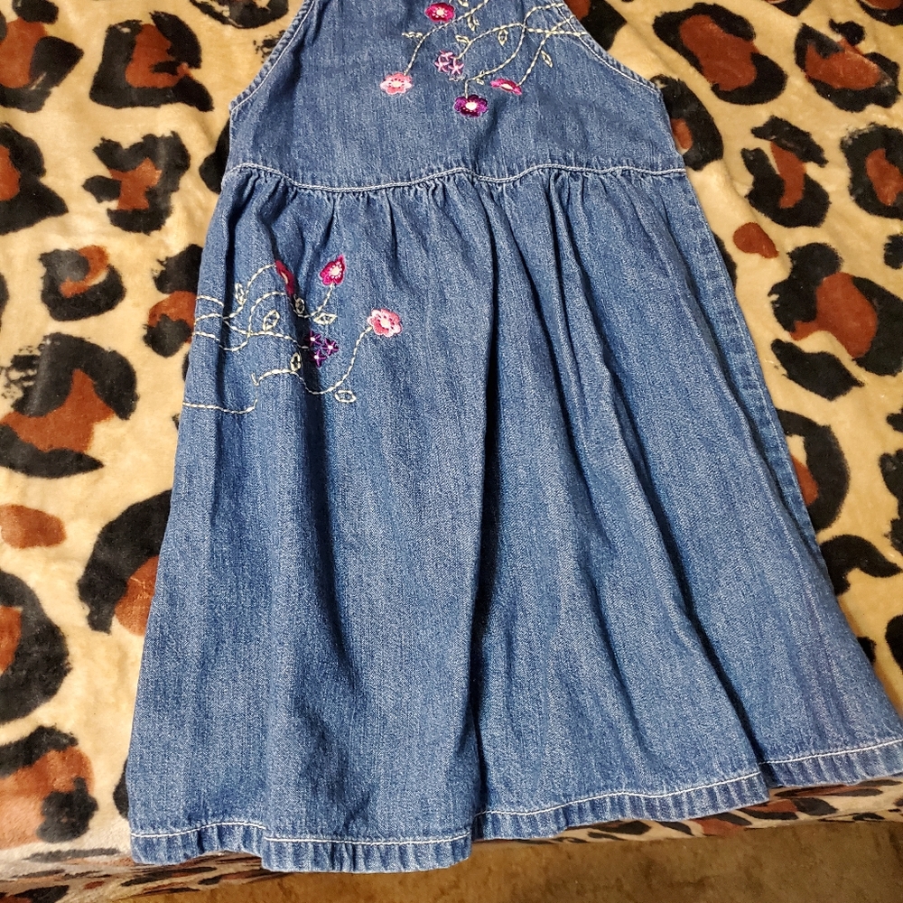 Dress - Picture 3 of 7